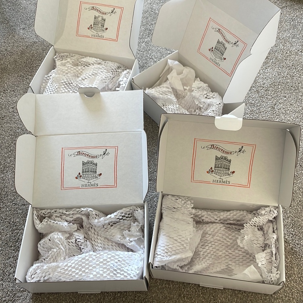 Hermes white empty box, medium, # 1